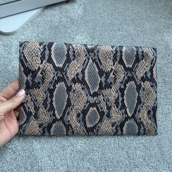 BCBGMAXAZRIA Suede Clutch - Picture 6 of 9